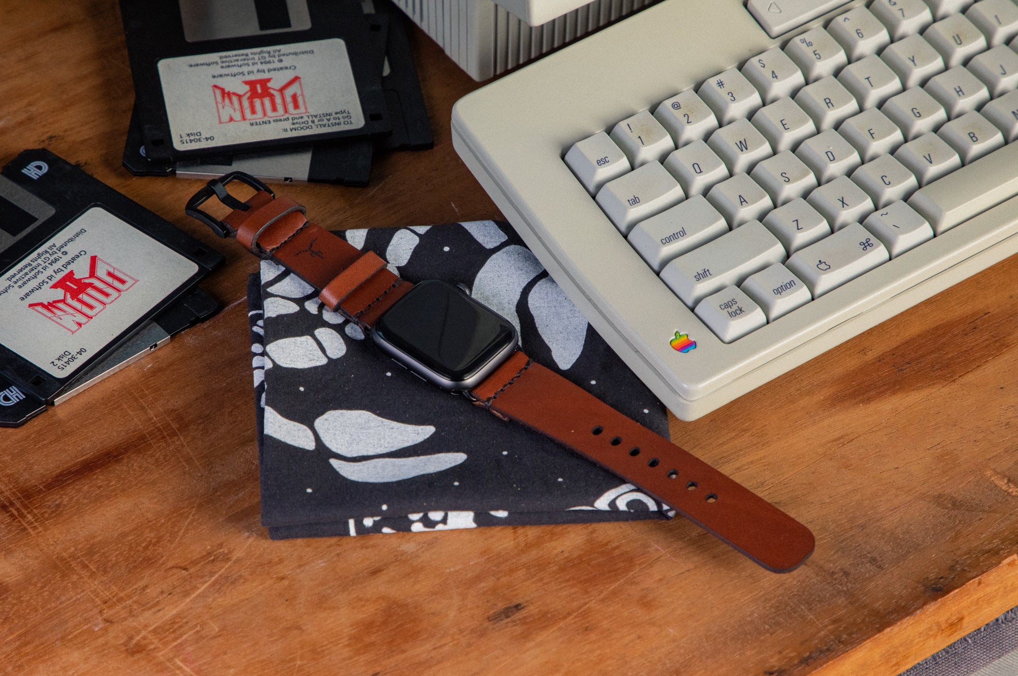 Apple watch hotsell band interactive