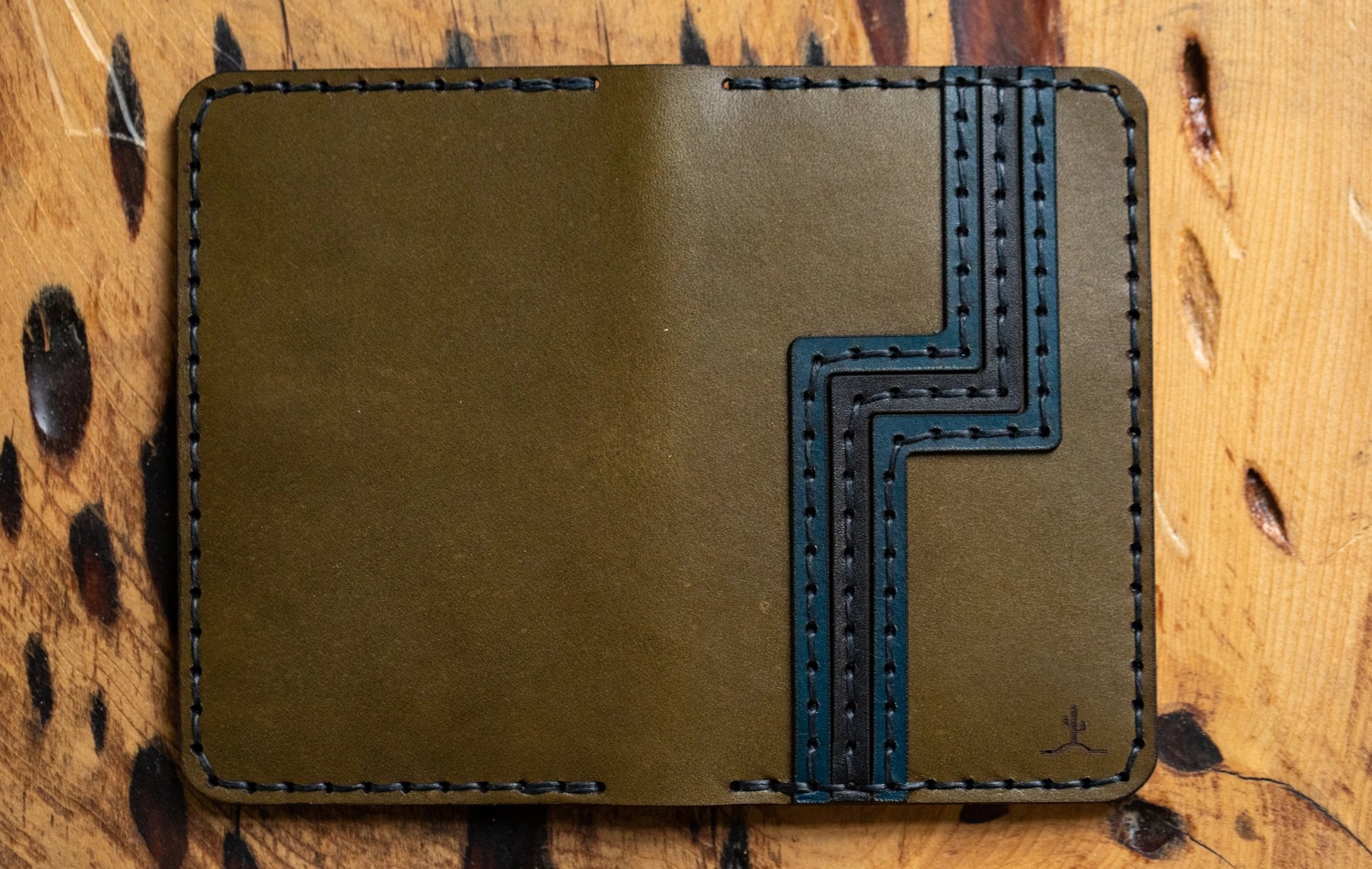 Bexar Goods Co Vertical Card Wallet